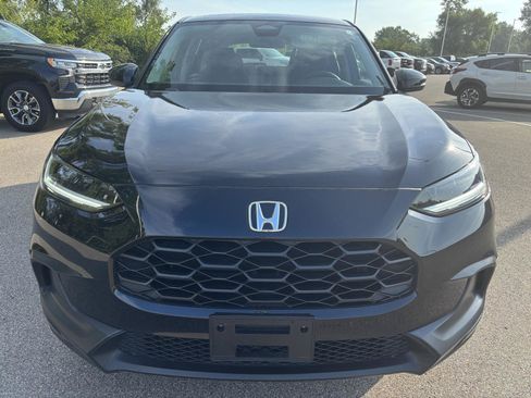 Used 2025 Honda HR-V LX image 8