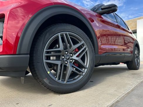 New 2026 Ford Explorer ST-Line w/ ST-Line Street Pack image 60
