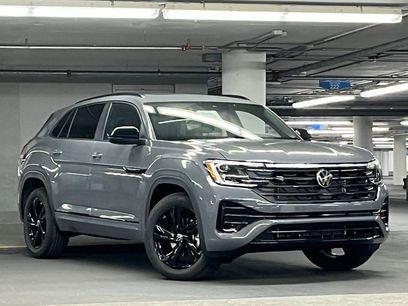 New 2026 Volkswagen Atlas Cross Sport SEL R-Line