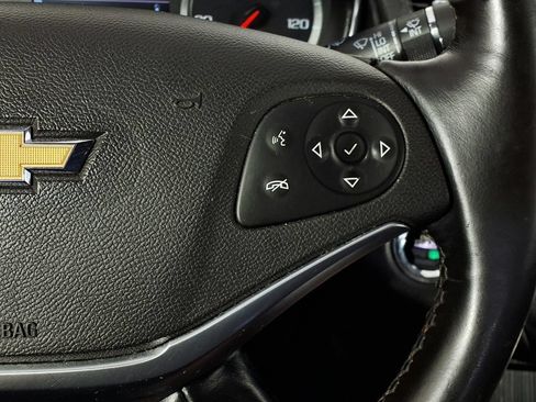 Used 2018 Chevrolet Impala LT FWD image 20