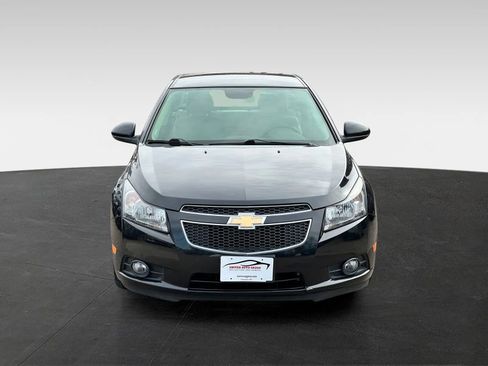 Used 2012 Chevrolet Cruze LTZ FWD image 2