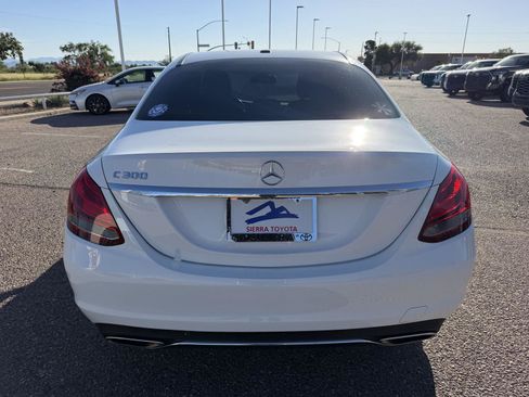 Used 2018 Mercedes-Benz C 300 Sedan image 4