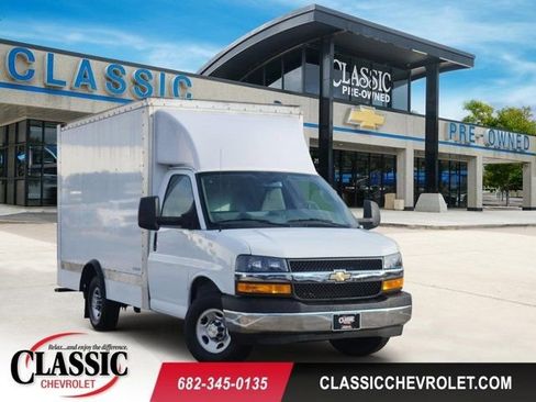 Used 2025 Chevrolet Express 3500 w/ Power Convenience Package image 1