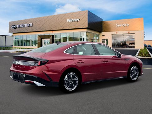 New 2026 Hyundai Sonata SEL FWD image 8