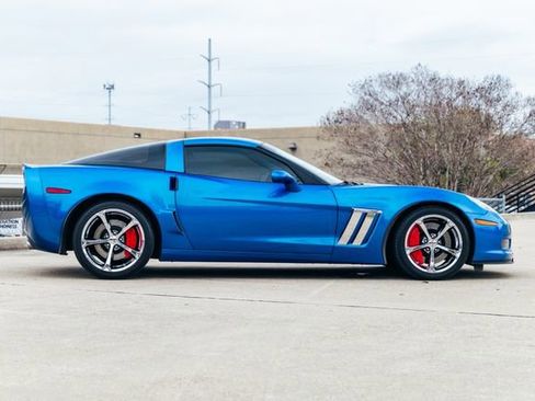 Used 2011 Chevrolet Corvette Grand Sport w/ Preferred Equipment Group image 10