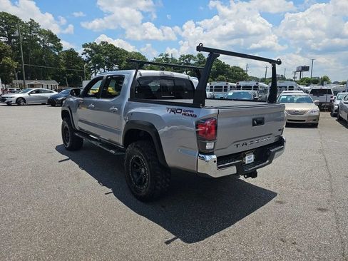 Used 2017 Toyota Tacoma TRD Off-Road w/ Tow Package RWD image 8