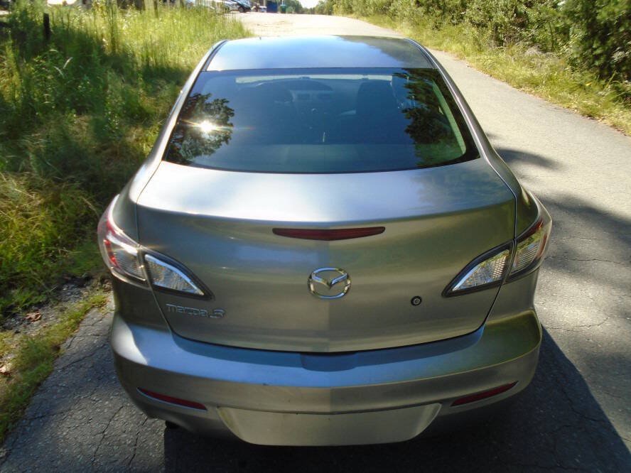 Used 2013 MAZDA MAZDA3 i SV FWD image 6
