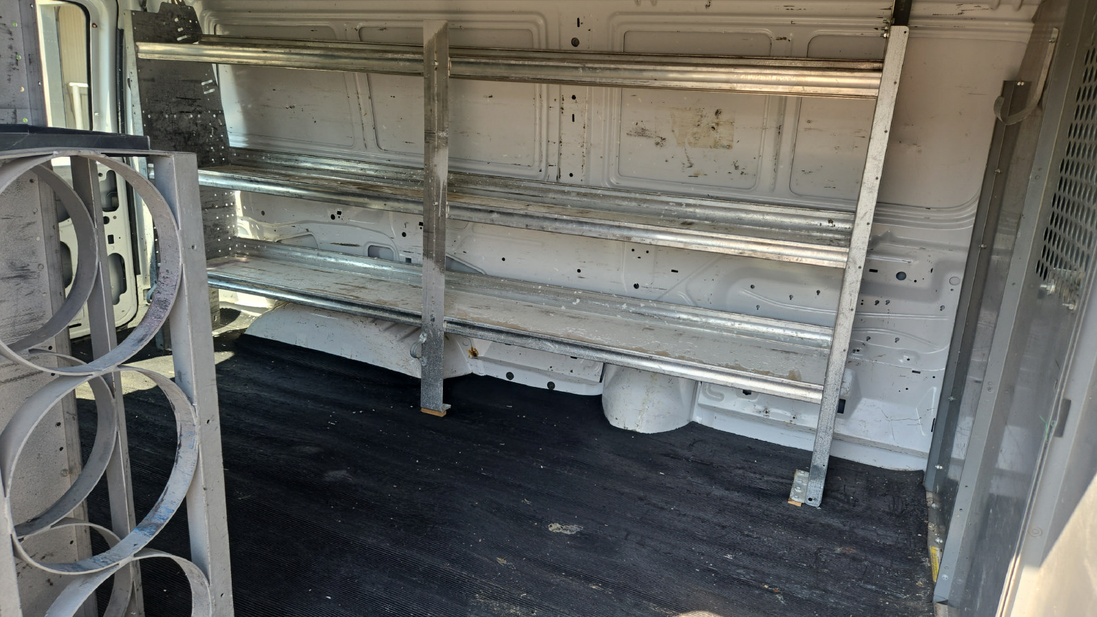 Used 2009 Ford E-250 and Econoline 250 RWD image 13
