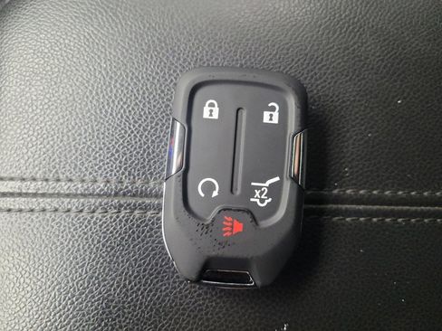 Used 2018 GMC Terrain SLE w/ Driver Convenience Package image 32