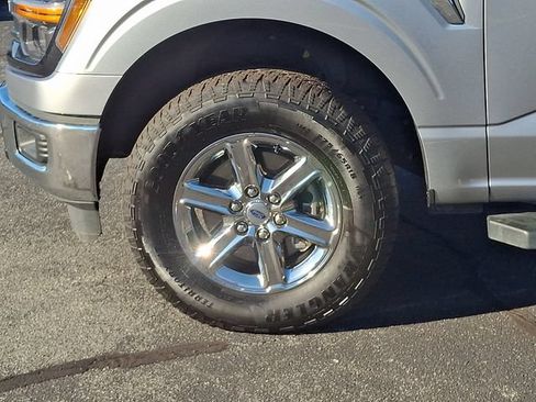 Used 2025 Ford F150 XLT w/ Equipment Group 301A Standard AWD/4WD image 8
