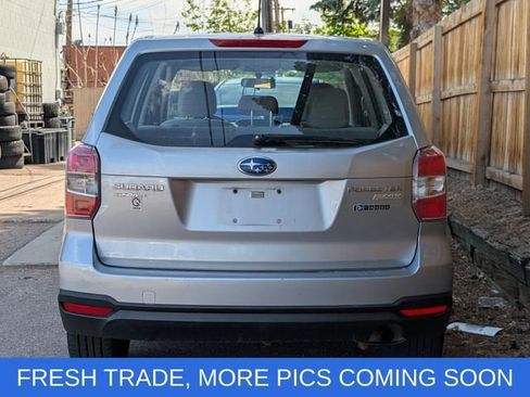 Used 2014 Subaru Forester 2.5i AWD/4WD image 5