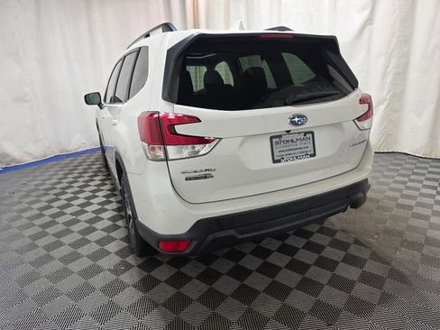 Used 2019 Subaru Forester Premium w/ All-Weather Package image 6