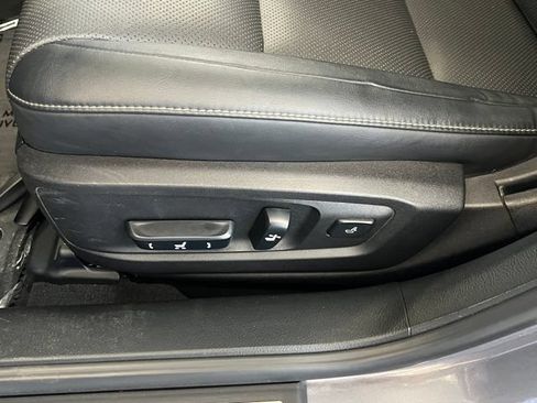 Used 2017 Lexus ES 350 w/ Premium Package FWD image 30