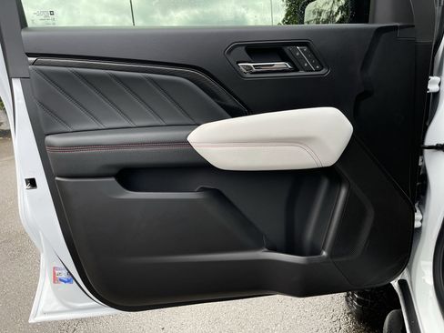 New 2025 GMC Canyon AT4 w/ AT4X Package image 58