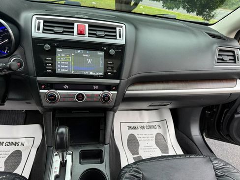 Used 2016 Subaru Outback 3.6R Limited AWD/4WD image 16
