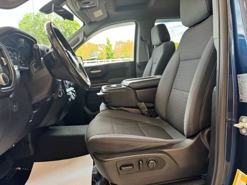 Used 2019 GMC Sierra 1500 SLE w/ SLE Value Package AWD/4WD image 14