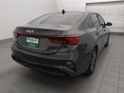Used 2024 Kia Forte LXS w/ LXS Technology Package FWD image 9