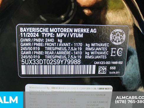 Used 2025 BMW X4 xDrive30i AWD/4WD image 42