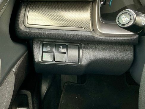 Used 2019 Honda Civic EX image 19