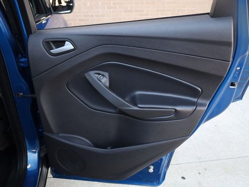 Used 2019 Ford Escape SE image 22