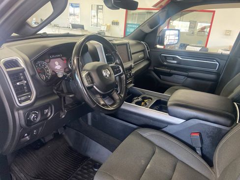 Used 2021 RAM 1500 Big Horn image 9