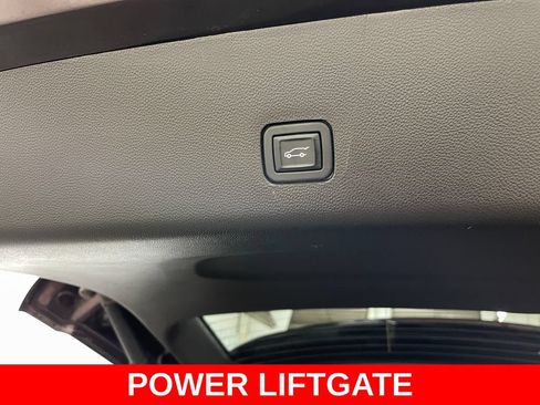 Certified 2023 Chevrolet Traverse LT w/ LPO, Floor Liner Package AWD/4WD image 48
