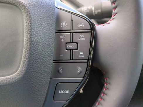 Used 2026 Toyota Prius Plug-In Hybrid FWD image 25