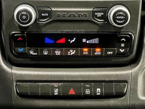 Used 2023 RAM ProMaster 3500 w/ Driver Convenience Group FWD image 25