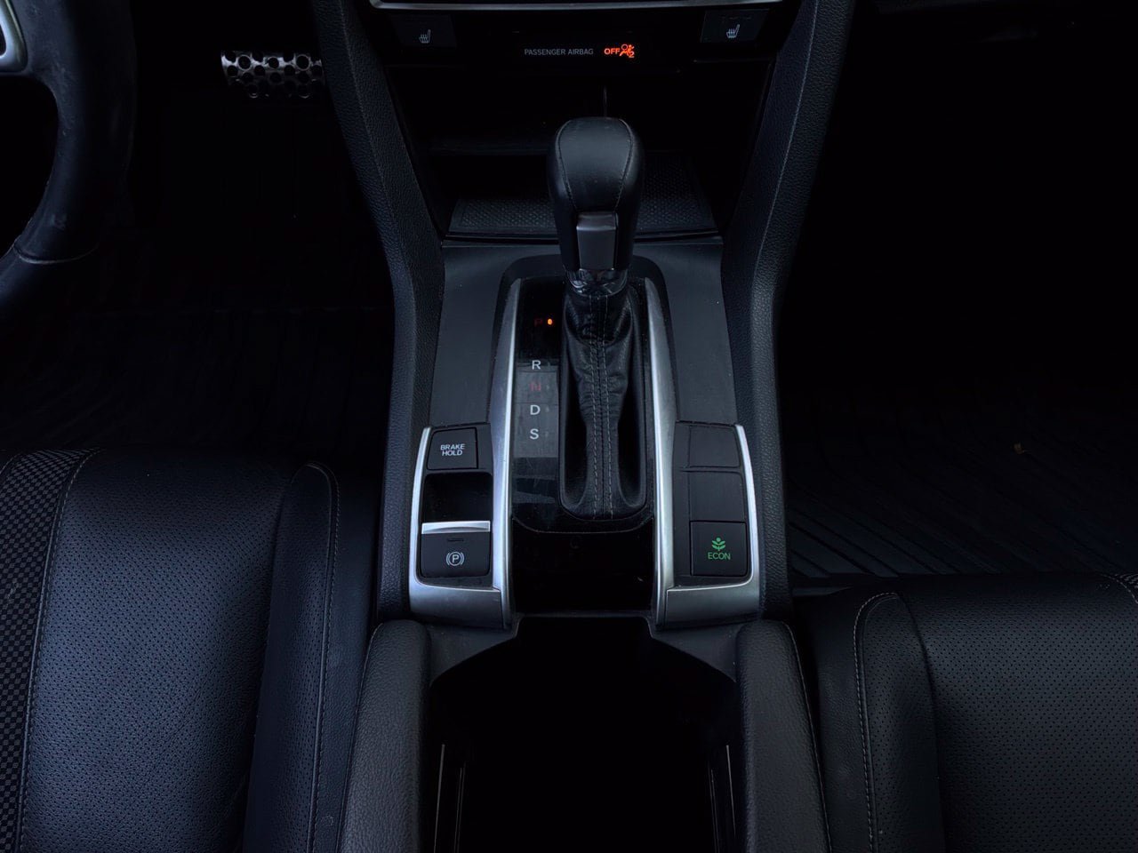 Used 2019 Honda Civic Touring image 17