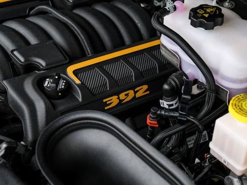 Used 2025 Jeep Wrangler Unlimited Rubicon 392 image 6