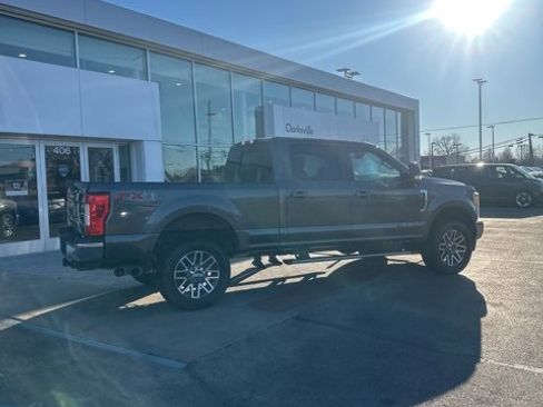 Used 2017 Ford F350 Lariat image 7