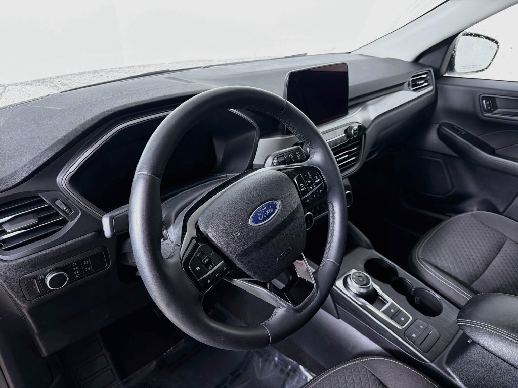 Used 2023 Ford Escape Active AWD/4WD image 9