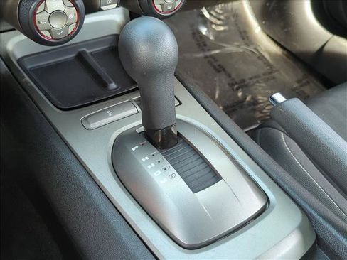 Used 2015 Chevrolet Camaro LS RWD image 12