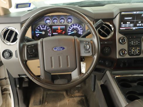 Used 2015 Ford F250 Lariat w/ Lariat Ultimate Package AWD/4WD image 14