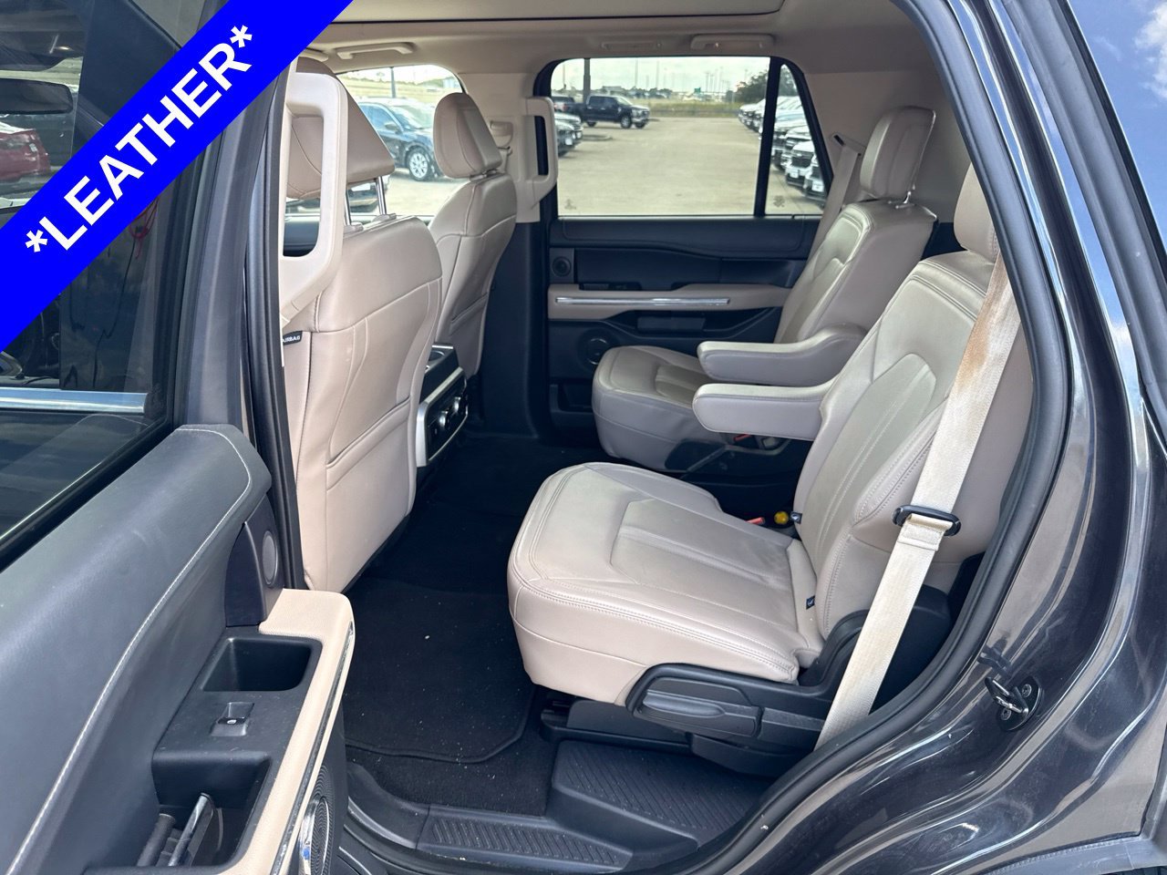 Used 2024 Ford Expedition Limited RWD image 7