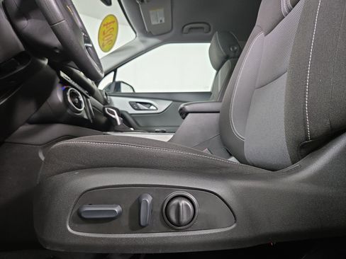 Certified 2024 Chevrolet Blazer LT w/ Convenience Package image 30