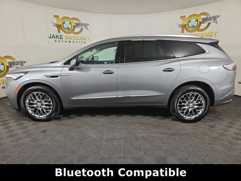 Certified 2023 Buick Enclave Avenir w/ Avenir Technology Package AWD/4WD image 4