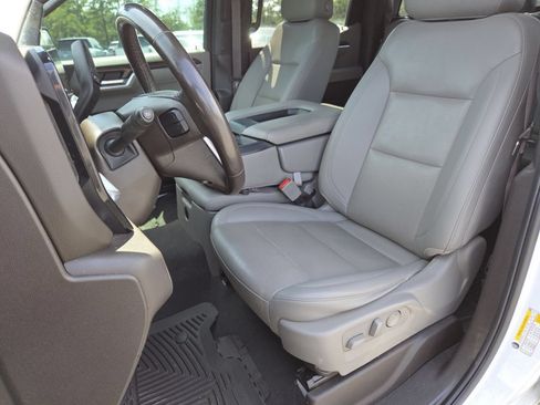 Used 2022 GMC Sierra 1500 SLT w/ X31 Off-Road Package AWD/4WD image 25