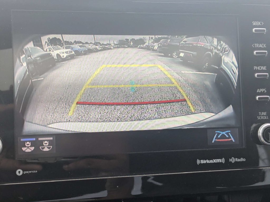 Used 2022 Toyota Camry XLE FWD image 25