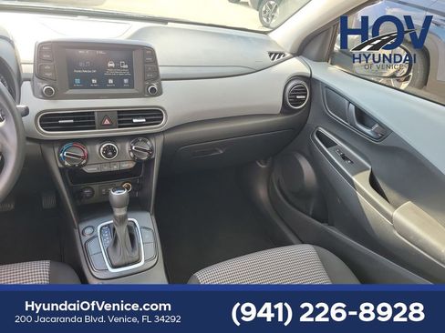 Used 2021 Hyundai Kona SE image 22
