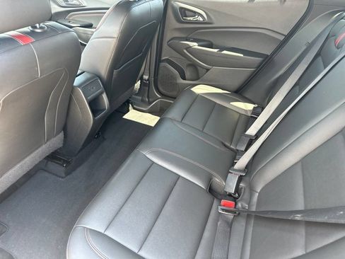 Certified 2024 Chevrolet Trax RS w/ Driver Confidence Package FWD image 19