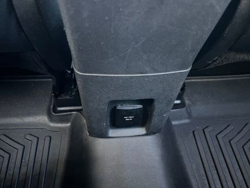 Used 2019 Ford EcoSport Titanium image 25