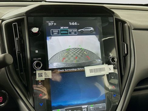 Used 2025 Subaru Crosstrek 2.5i Sport w/ Crosstrek Mirror Package image 18