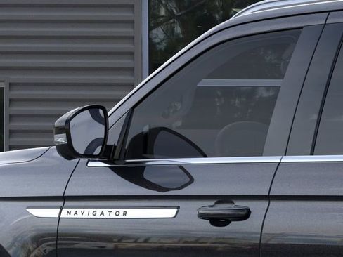 New 2025 Lincoln Navigator Reserve AWD/4WD image 20