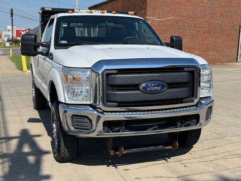 Used 2016 Ford F250 XL w/ XL Appearance Package AWD/4WD image 3