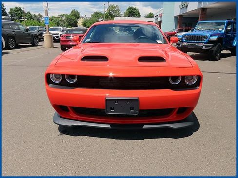 Used 2023 Dodge Challenger SRT Hellcat w/ Driver Convenience Group RWD image 2