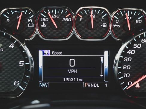 Used 2018 Chevrolet Silverado 2500 LT w/ Midnight Edition image 11