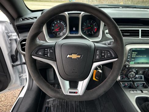 Used 2014 Chevrolet Camaro ZL1 image 65