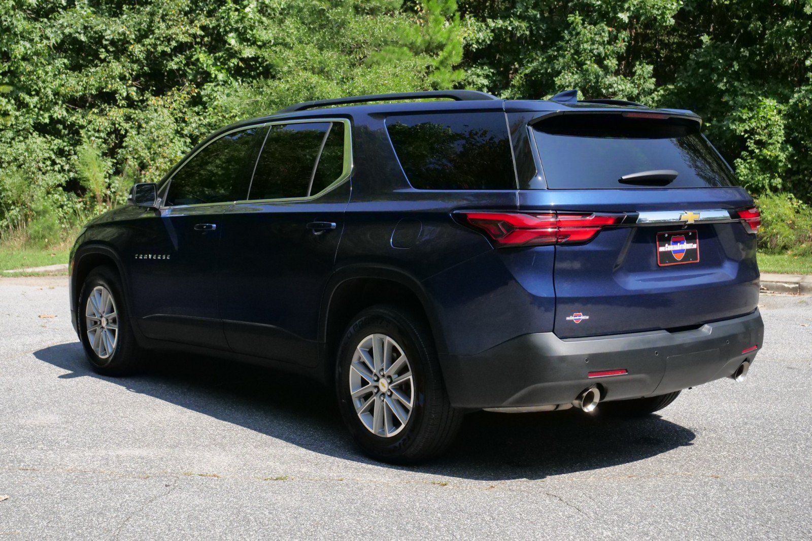 Used 2022 Chevrolet Traverse LT AWD/4WD image 7