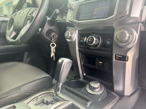 Used 2018 Toyota 4Runner SR5 image 42